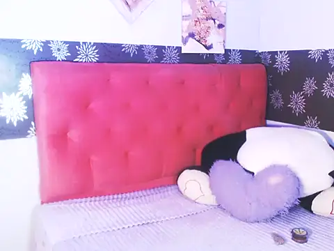 Snapshot of brunne_eva chatting on June 2026 04:59:02 AM brunne eva online show from June 2026 04:59:02 AM