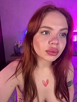 RedheadQueen  online show from March 2026 01:11:02 PM