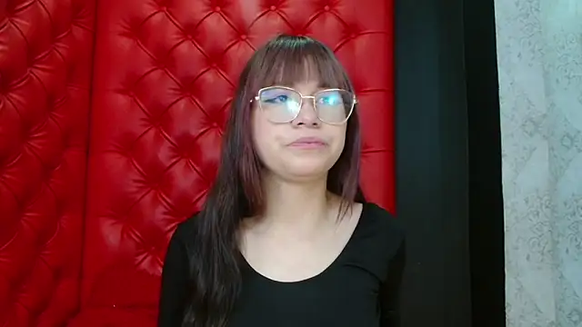 VeroBloomx online show from March 2026 12:33:02 PM