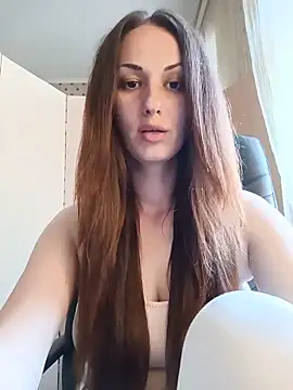 Snapshot of LunaCrystall chatting on June 2026 03:54:02 PM LunaCrystall online show from June 2026 03:54:02 PM