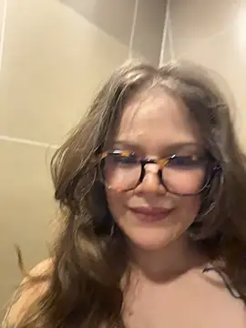 Tallulah Kinky online show from July 2026 05:19:02 PM