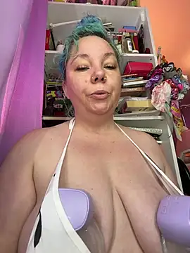 KawaiiKiki 247 online show from July 2026 01:13:01 PM