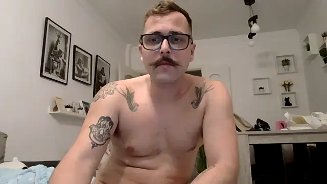 yanick931 online show from May 2026 01:13:01 AM