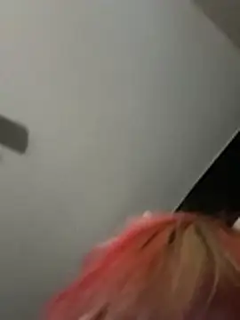 Snapshot of simplyobsessedwher chatting on May 2026 10:39:02 PM simplyobsessedwher online show from May 2026 10:39:02 PM