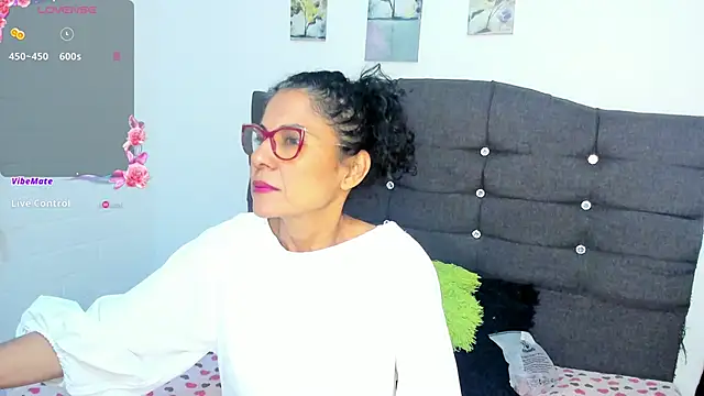 Antonella Rizzo01 online show from June 2026 11:05:02 PM