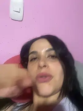 leila moretti online show from April 2026 12:08:01 AM