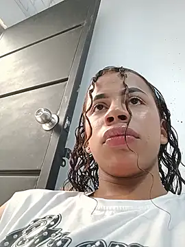 Snapshot of Dirty_Salome2 chatting on July 2026 09:38:01 PM Dirty Salome2 online show from July 2026 09:38:01 PM