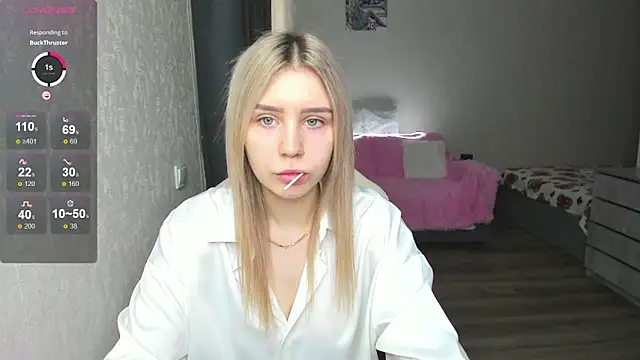 Snapshot of adel_miller chatting on April 2026 04:50:02 AM adel miller online show from April 2026 04:50:02 AM