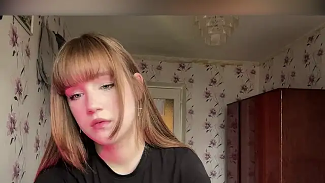 AnnaWasp online show from April 2026 05:29:02 AM