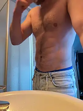Snapshot of spicycute19 chatting on May 2026 06:29:01 AM spicycute19 online show from May 2026 06:29:01 AM