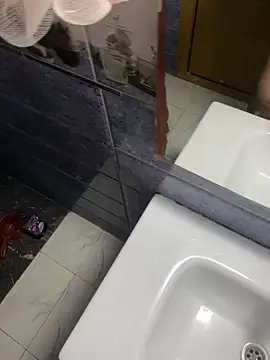 Achrafsad9i online show from March 2026 06:03:02 AM