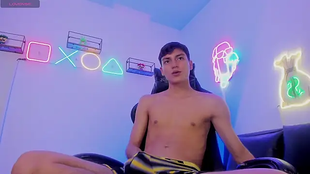 Jack Blaze  online show from April 2026 12:27:01 AM