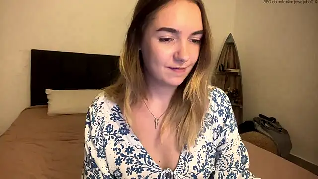 RoxyWet online show from April 2026 02:23:02 PM