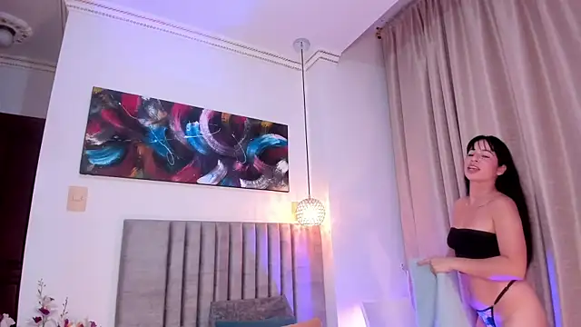 Snapshot of SabrinaWarren_ chatting on June 2026 12:08:02 AM SabrinaWarren online show from June 2026 12:08:02 AM