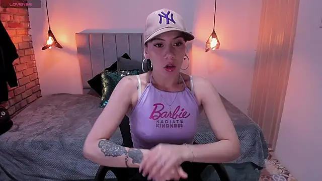 Abril Fox   online show from April 2026 08:32:01 PM