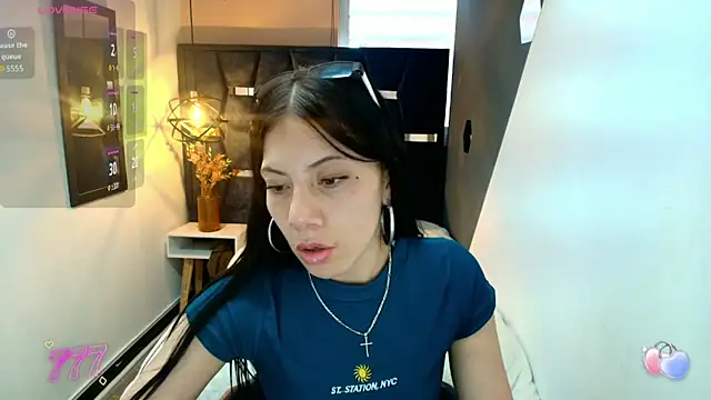 Abril Fox   online show from April 2026 08:15:01 PM