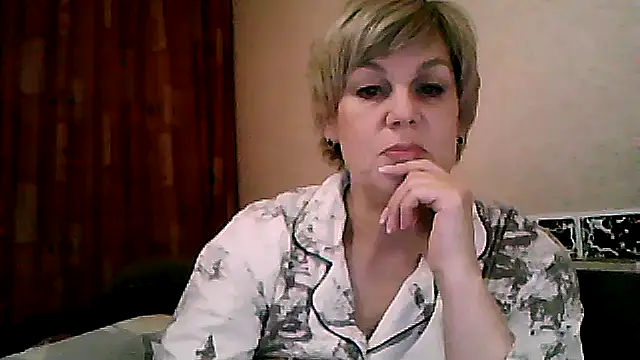TatkaYang online show from May 2026 07:29:01 PM