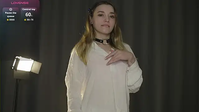 Snapshot of Miss-Angel_ chatting on May 2026 10:03:01 PM Miss-Angel online show from May 2026 10:03:01 PM