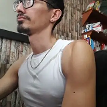 jhosuamoore online show from April 2026 04:33:01 PM