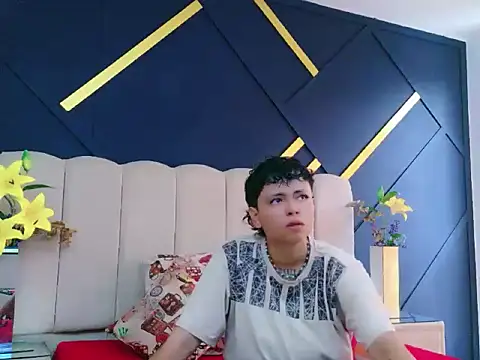 NikiEvanz online show from April 2026 08:11:02 PM