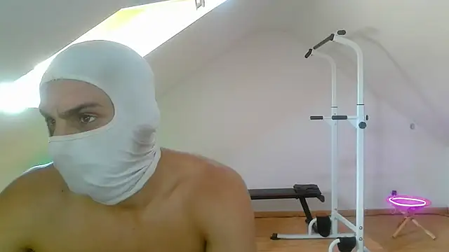 Snapshot of NinjaLaser chatting on July 2026 11:26:01 AM NinjaLaser online show from July 2026 11:26:01 AM