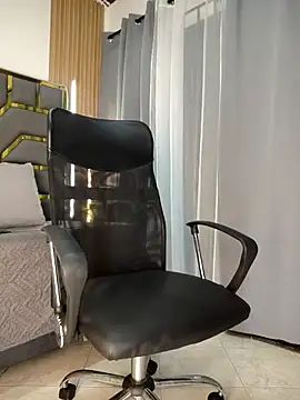 Oliver bigblack cock online show from April 2026 06:09:01 PM