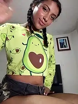 KattyBerryX online show from May 2026 12:05:02 AM