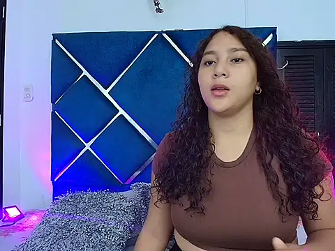 AnaisNuaghty online show from March 2026 12:33:01 PM