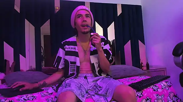 KikyoAndDrey online show from April 2026 07:29:02 PM