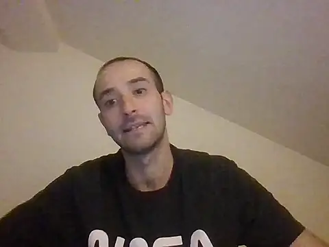 MessyBunco online show from March 2026 05:03:02 AM