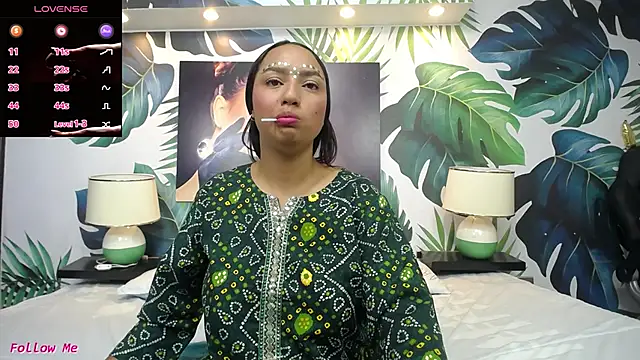 Snapshot of shakti_moumita chatting on June 2026 07:04:02 PM shakti moumita online show from June 2026 07:04:02 PM
