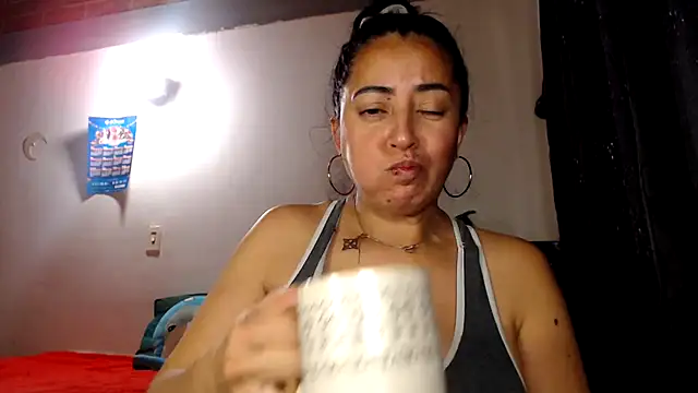 Alexandrina online show from September 2025 10:25:02 PM