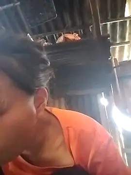 Snapshot of Lanin-i chatting on March 2026 05:23:01 AM Lanin-i online show from March 2026 05:23:01 AM