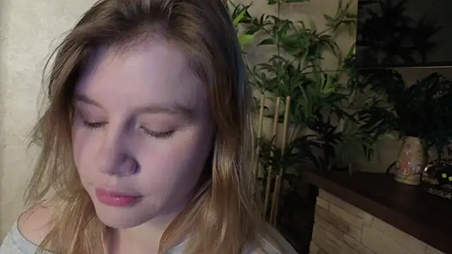 AureliaAngel online show from June 2026 09:43:02 PM