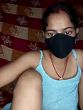 nidhiyadav00 online show from May 2026 05:53:02 PM