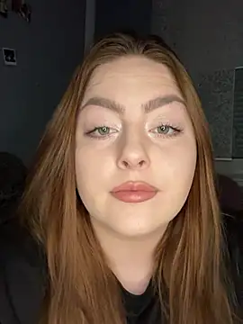 AureliaRosee online show from March 2026 05:18:01 PM