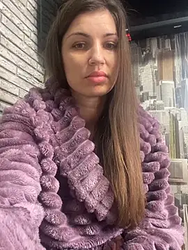 Snapshot of GlamXX chatting on March 2026 11:44:02 AM GlamXX online show from March 2026 11:44:02 AM