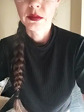 pimentinha02 online show from April 2026 03:42:02 PM