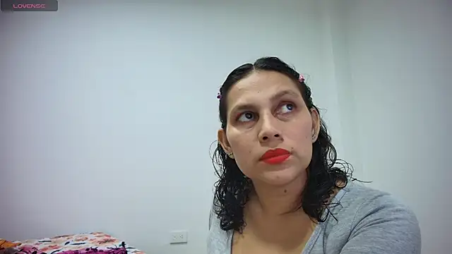 carlaantonellii online show from June 2026 03:39:01 AM