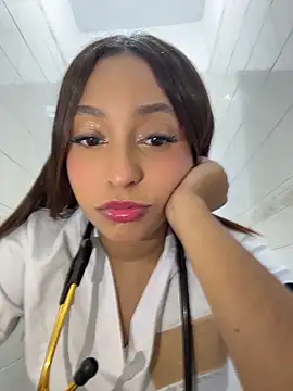Snapshot of MiaCamille_ chatting on May 2026 07:41:01 PM MiaCamille online show from May 2026 07:41:01 PM