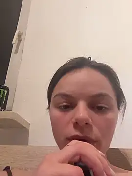 INNAKis online show from March 2026 07:53:02 PM