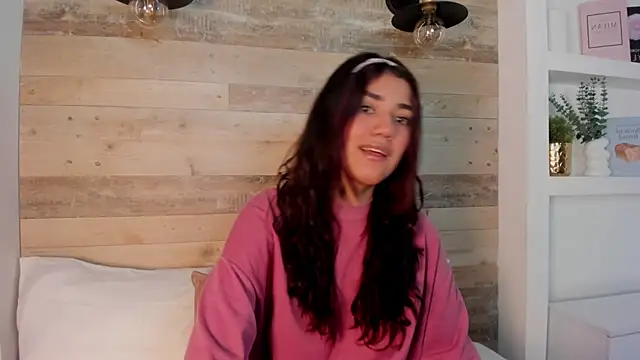 cristin collins online show from June 2026 03:20:02 AM