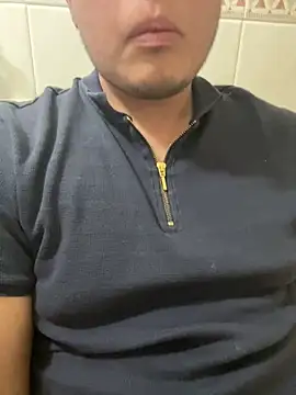 DanielZz69 online show from March 2026 01:53:02 AM