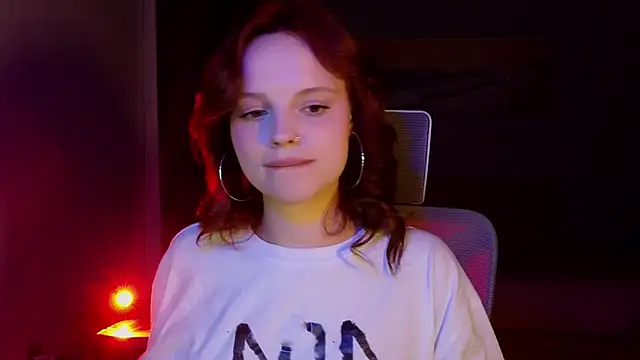 mollybossy online show from April 2026 08:31:02 PM