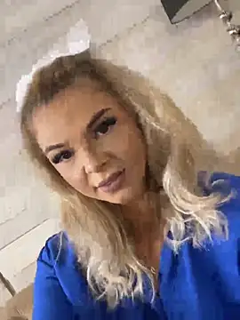 KimmBliss online show from July 2026 07:00:02 PM