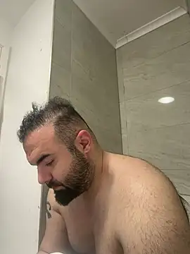 bigmillz32 online show from April 2026 11:35:01 PM