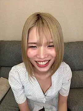 una2001 online show from April 2026 02:02:01 AM