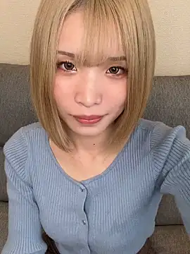 una2001 online show from April 2026 01:30:02 AM