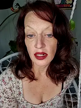 Snapshot of PurpleBunnyxo chatting on July 2026 04:15:02 PM PurpleBunnyxo online show from July 2026 04:15:02 PM