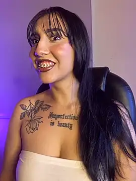 Snapshot of Zeyra_pink chatting on March 2026 02:54:01 PM Zeyra pink online show from March 2026 02:54:01 PM